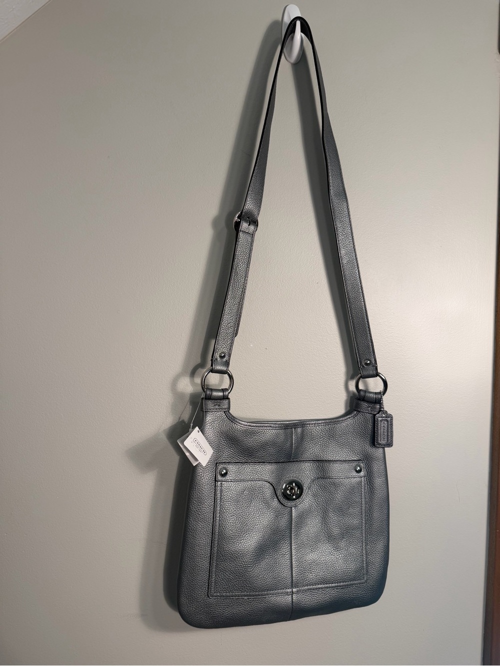 NWT Coach Penelope Shimmer Metallic Silver Leather Crossbody Bag F16533